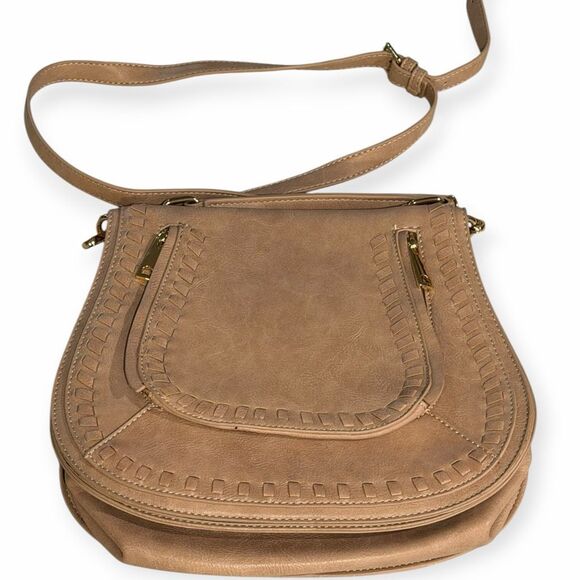 URBAN EXPRESSIONS Women’s Beige Faux Leather Crossbody Bag - Picture 2 of 7